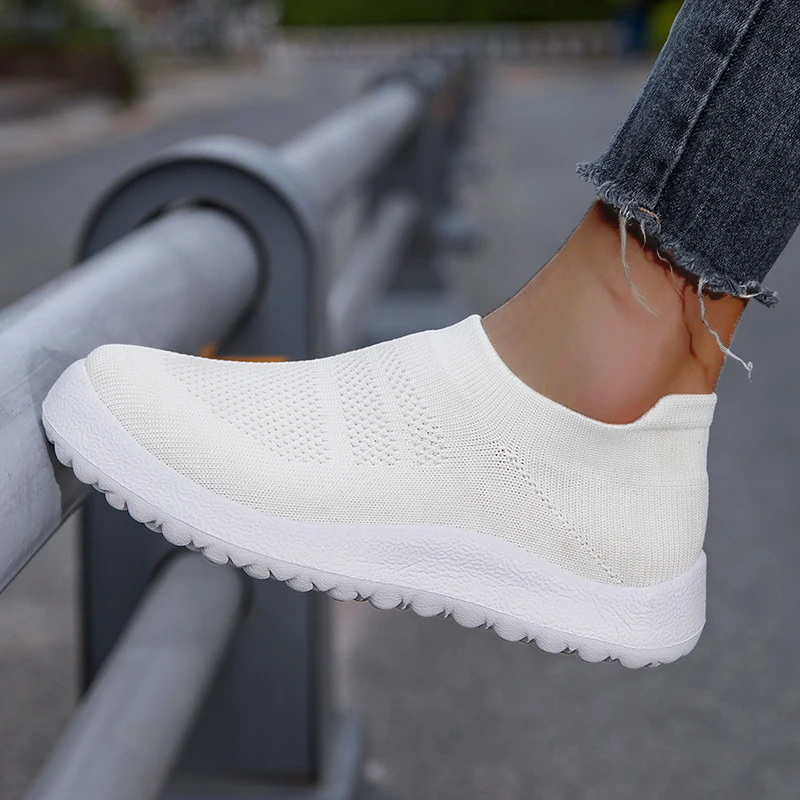 Casual Shoes Women\'s Sneakers Fashion 2023 New Comfortable Breathable Sneakers Women Slip On Sock Ladies Shoes Ladies Flat Shoes