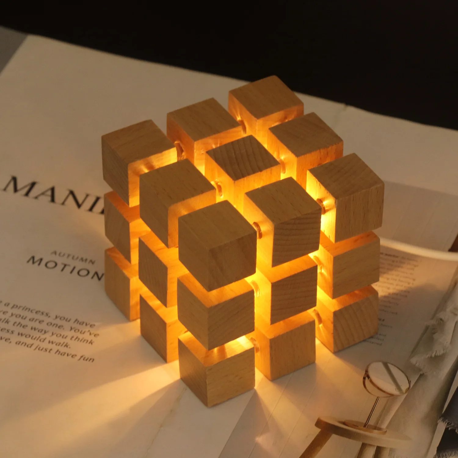 USB 플러그인 9단계 루빅스 큐브 LED 발광 야간 조명, 침실 침대 옆 테이블 장식 선물