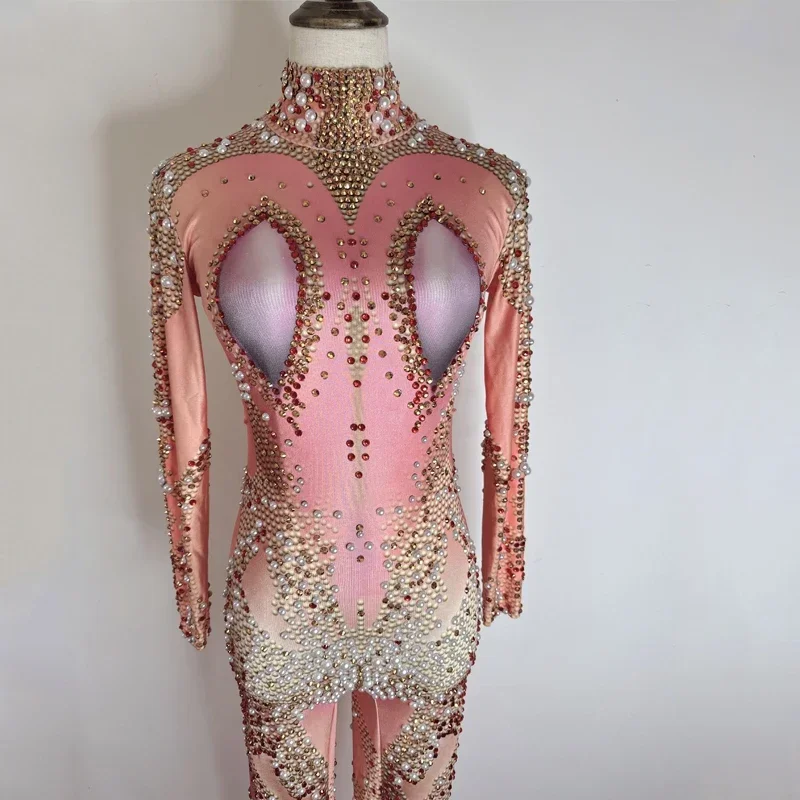 จั๊มสูทประดับเพชรพลอยสีชมพู ชุดเซ็กซี่สำหรับงานปาร์ตี้ งานเทศกาล ชุดสำหรับผู้หญิง ชุดนักเต้นดีเจ ชุดนักเต้นโกโก้ ชุดแสดงบนเวที ชุดเรฟ ไซส์ XS6000