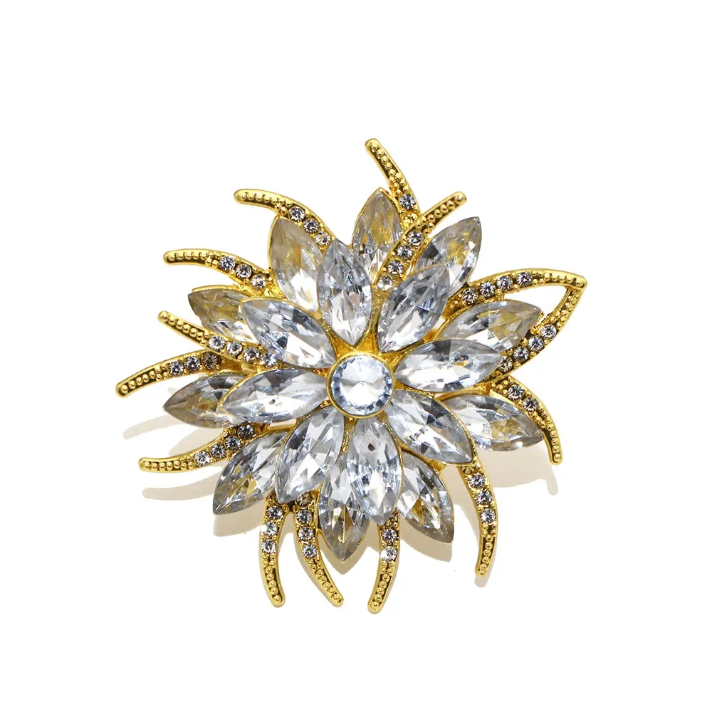 6Pcs Gold Lotus Napkin Rings Crystal Rhinestone Flower Napkins Holders for Wedding Christmas Party Home Kitchen Table Decoration