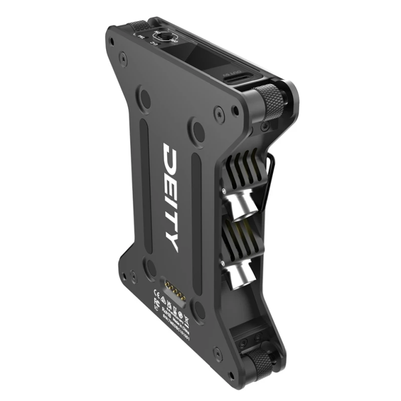 Deity SPD-Mini - Solución compacta de distribución de energía con cinco conectores de salida push-pull de 4 pines