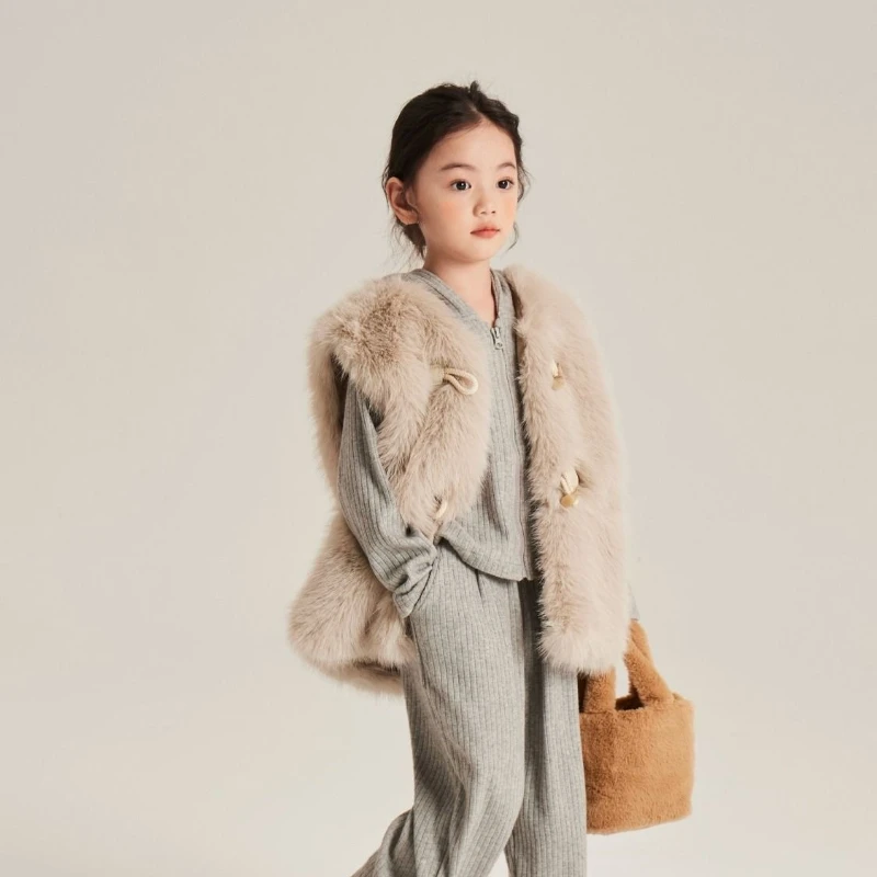 

Kids Matching Faux Fur Vest Winter Coat Eco Friendly Toddler Kids Plush Jacket with Hood New 2025 Winter Wear for Girl