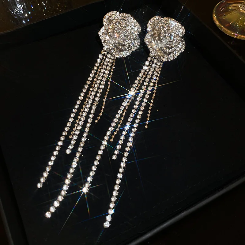 Inlaid Rhinestone Flower Tassel Earrings Necklace for Women Fashion Clavicle Chain New Light Luxury Sparkle Jewelry