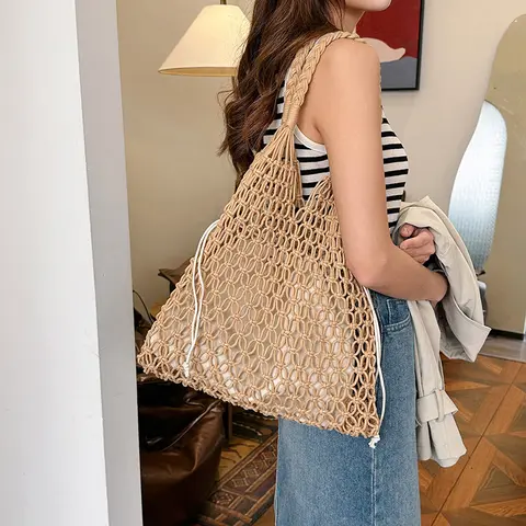 여성 핸드백을위한 여름 짠 가방 수제 니트 비치 Boho 숄더 백 대형 토트 백 중공 쇼핑백