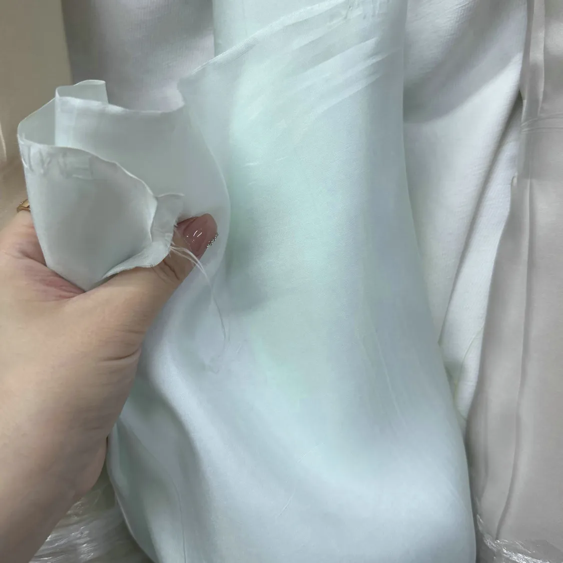 Silk Solid Color 16 Momme Silk Electricity Spinning Cloth Shirt Suit Lining Lining Silk Satin Fabric