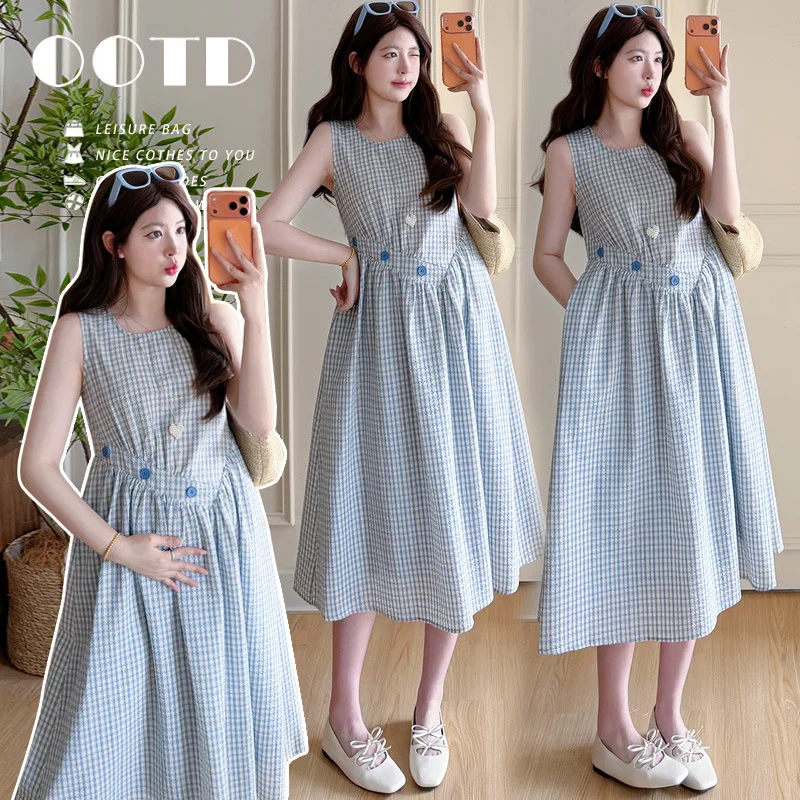 

Maternity Dress Summer 2026 French Style Gentle Temperament Blue Plaid Sleeveless Maxi Dress for Pregnant Women