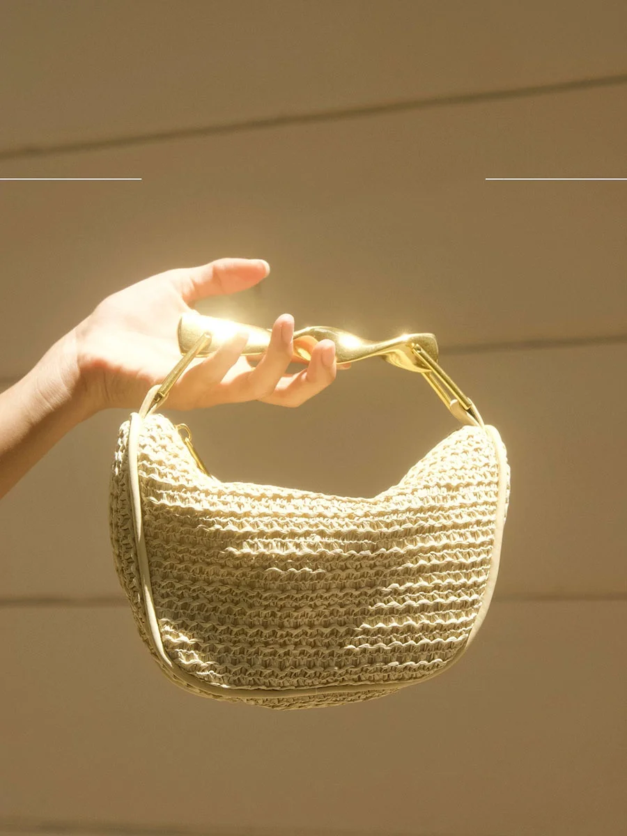 

UGALS Handcrafted Metal Baskets Dinner Party Clutch Crossbody Bag British Style Single Shoulder Bag for Young Women