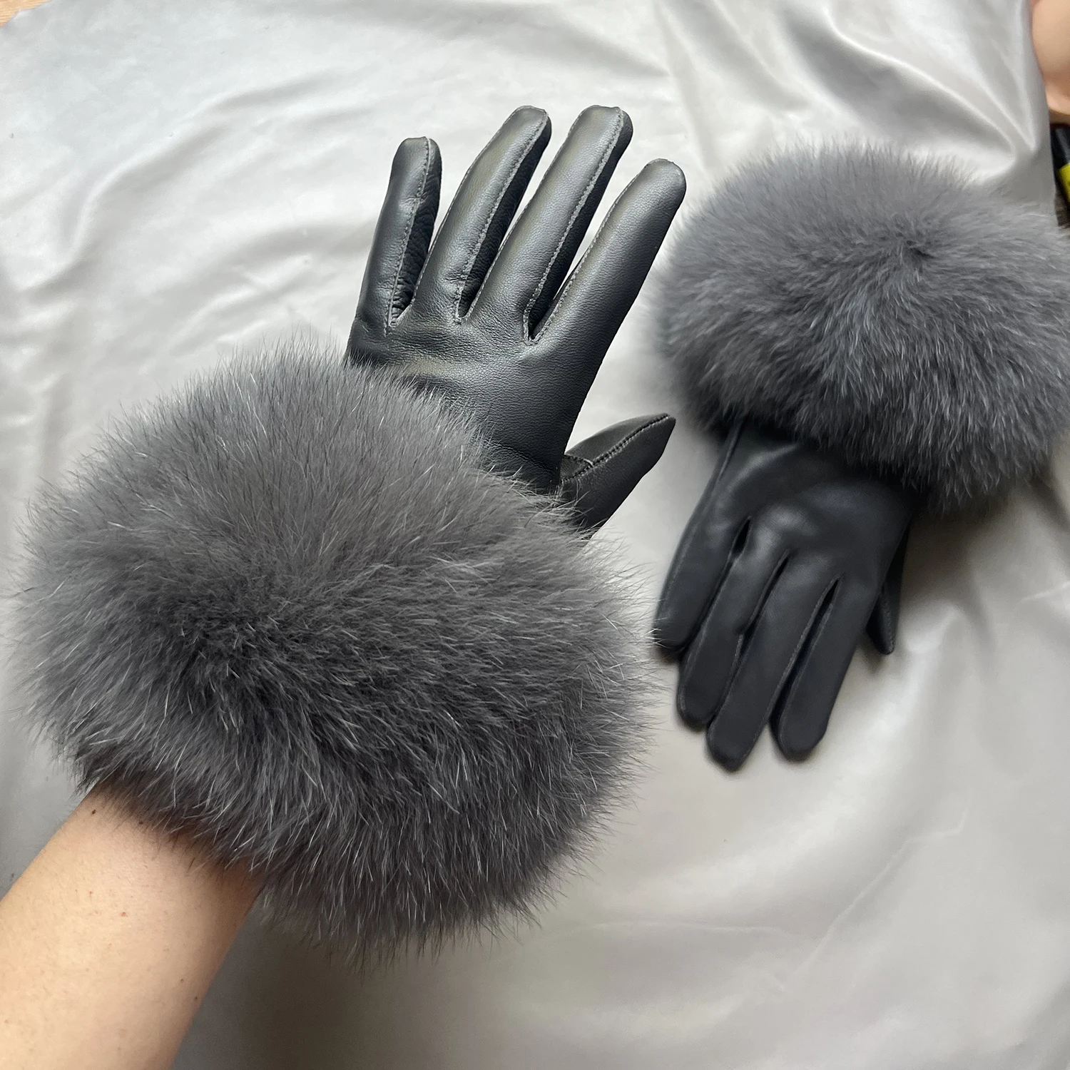 

Women's Fox Leather Gloves Man's Sheepskin Glvoe Guantes Fox Dark Grey Warm In Winter Customized size