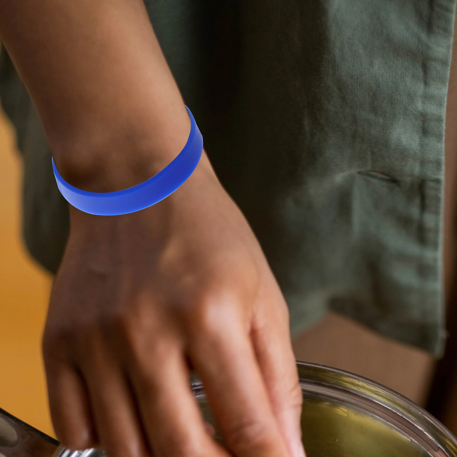 

50 шт. силиконовые браслеты, синие пустые эластичные браслеты для вечеринки, школьные браслеты для сотрудников, водонепроницаемые мягкие