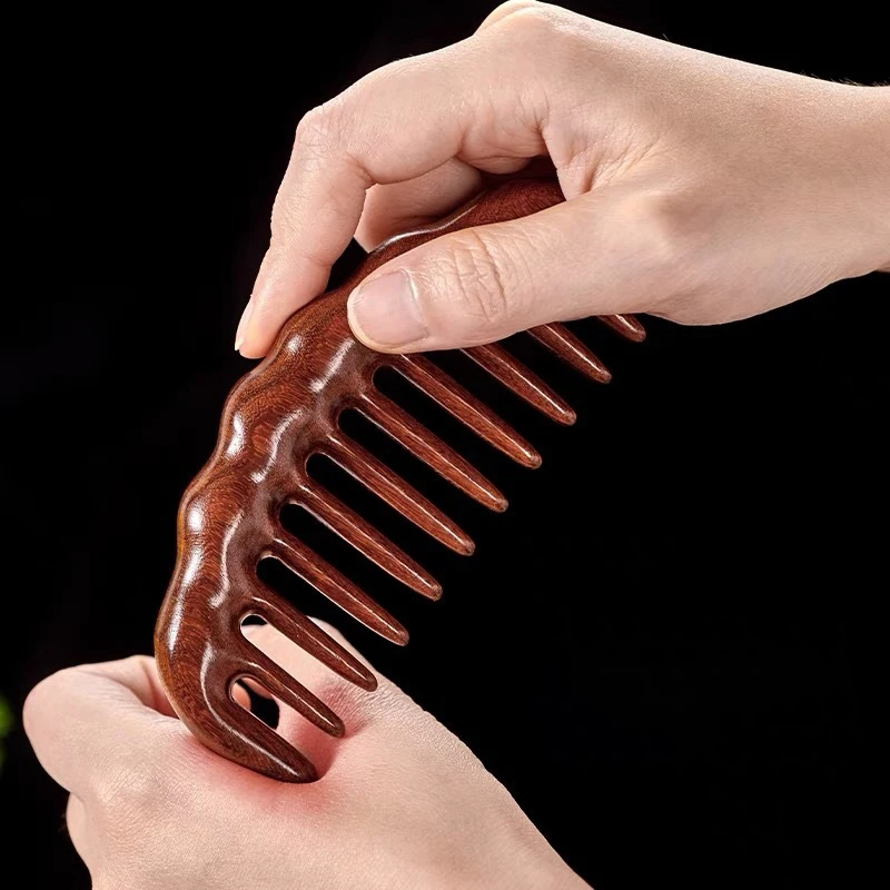 Sandalwood Hair Combs Anti-Static Wooden Comb Massager Comb Serration Tooth Detangle Sandalwood Comb Hair Care Household Gift