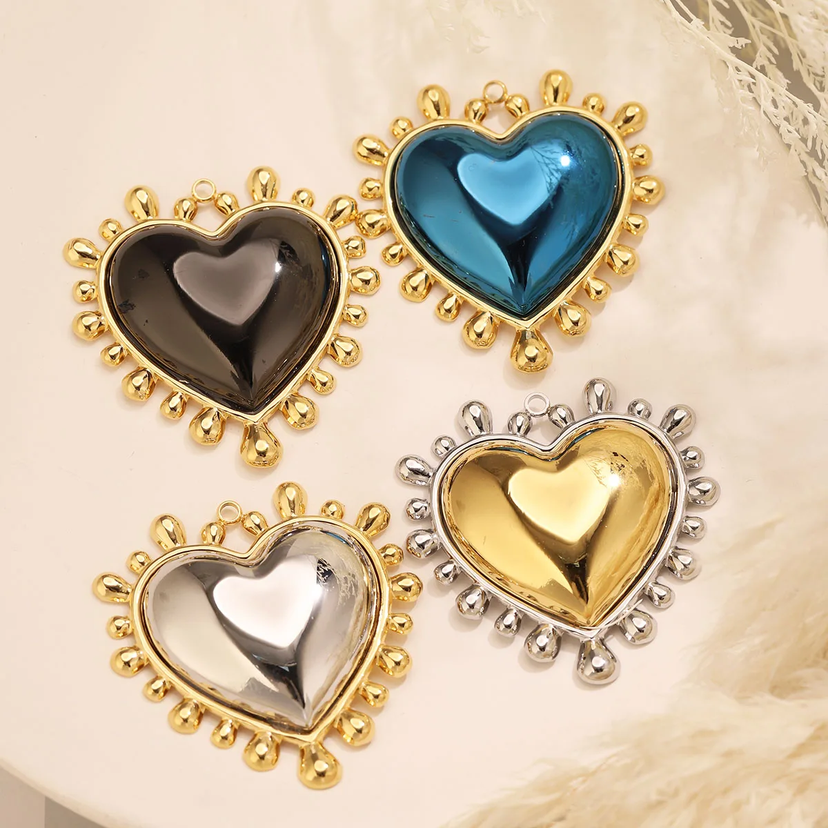 2Pcs Gold Plated Stainless Steel Lover Heart Pendants for DIY Jewelry Earrings Making Necklace Charms Bracelet Material view 6