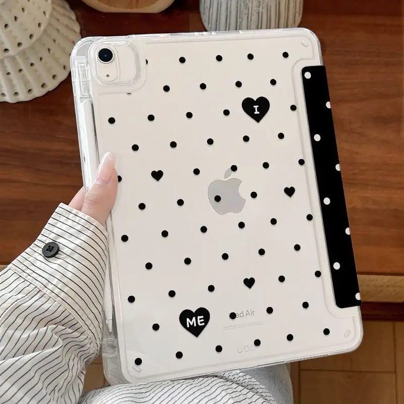 Black Polka Dot Heart iPad Case For iPad Pro 11 13in 2025 iPad Pro 12.9in Air7 10th 11th M4/5 Anti-fall 3Y Fold Protective Cover