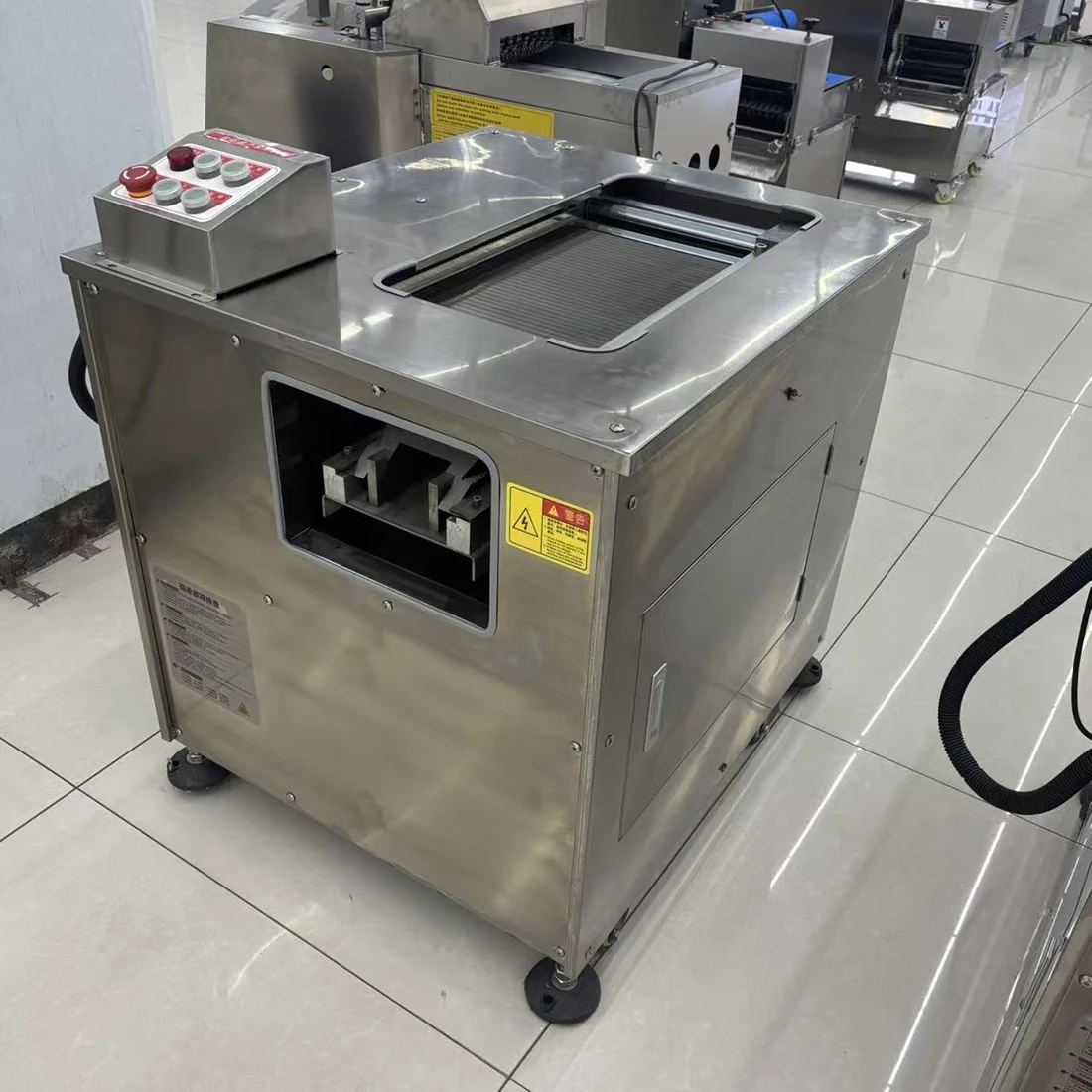 Commercial Fully Automatic Fish Slicer High Efficiency High-Efficiency Machines For Catering & Fish Processing