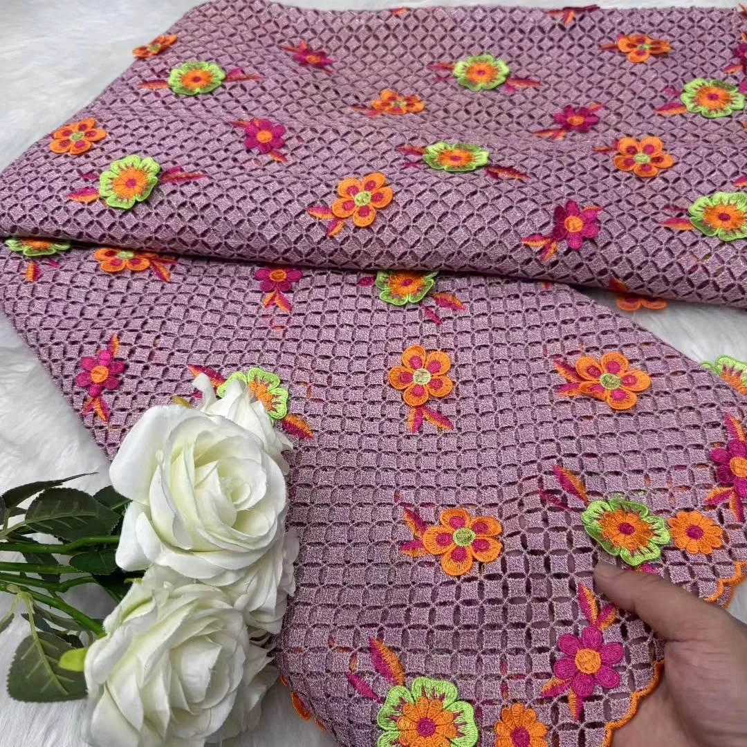Tecido de renda solúvel em água bordado 3d nigeriano tecido de renda guipure africano para costurar vestidos femininos mais recentes costura