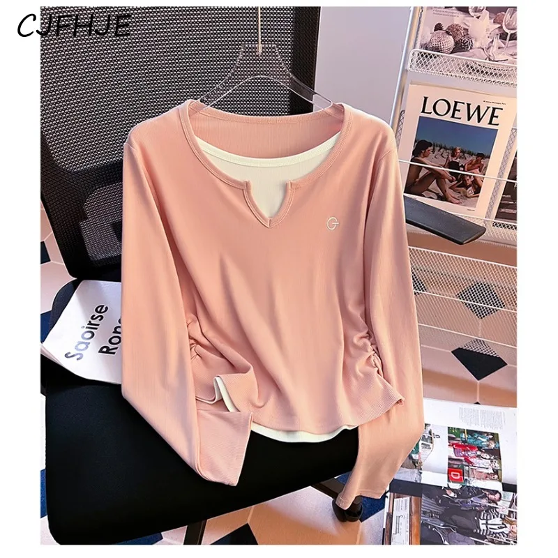 

CJFHJE Spring Fashion Women Fake Two Pieces Long Sleeved T-shirt New Korean Contrast V-neck Bottom Shirt Round Neck Women's Top