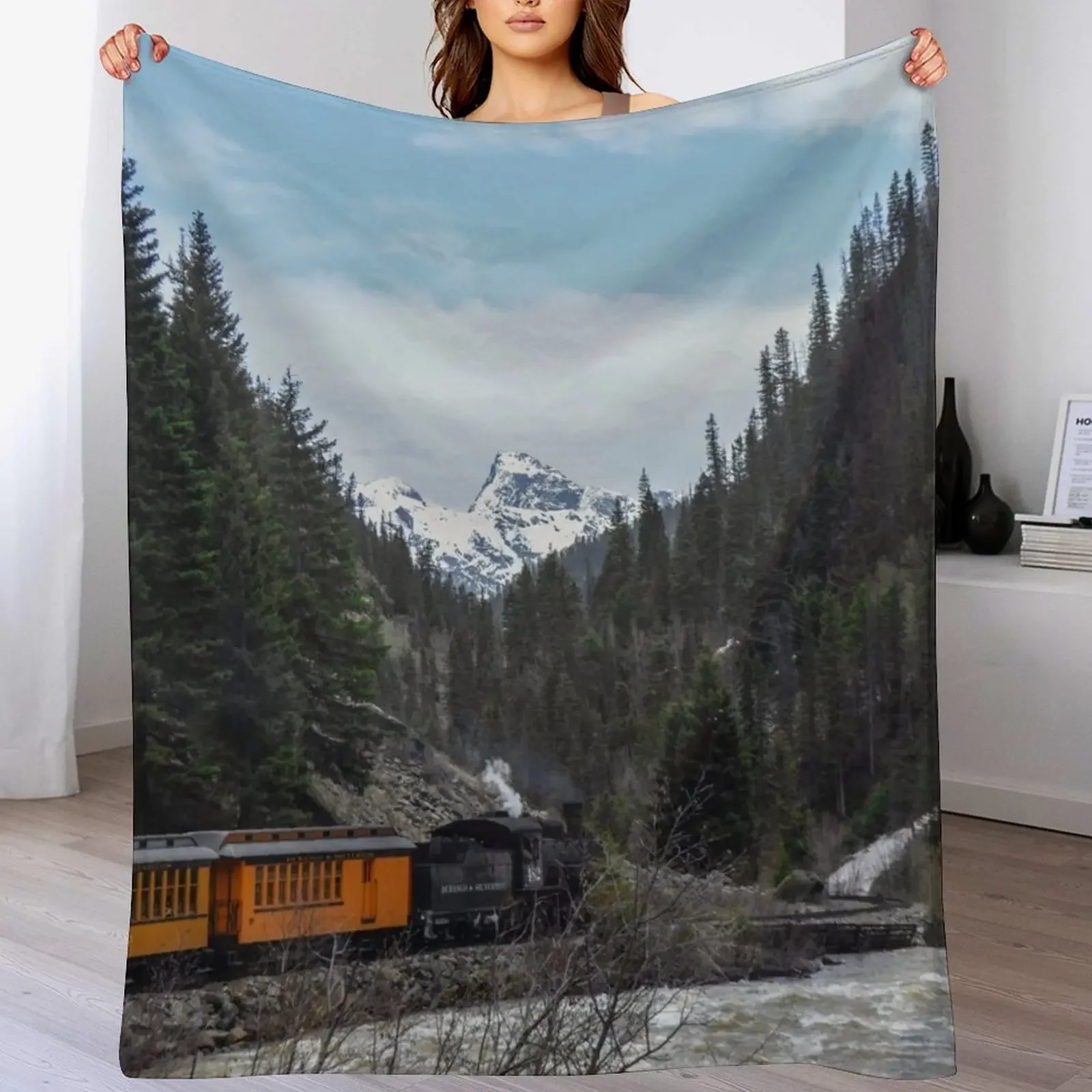 

Train in Colorado Throw Blanket Weighted Softest sofa bed Comforter Blankets