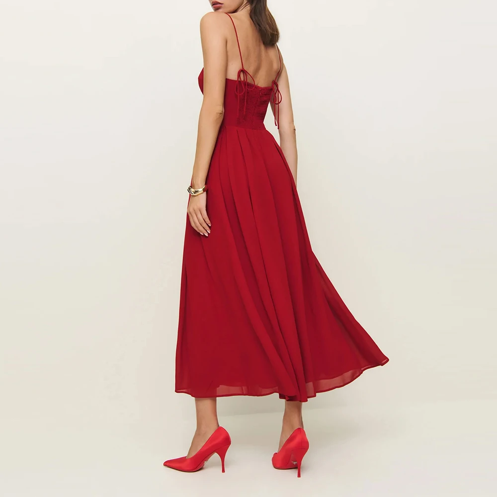 TWOTWINSTYLE 固体痩身ドレス女性のためのスクエアネックノースリーブハイウエスト気質ドレス女性のファッション