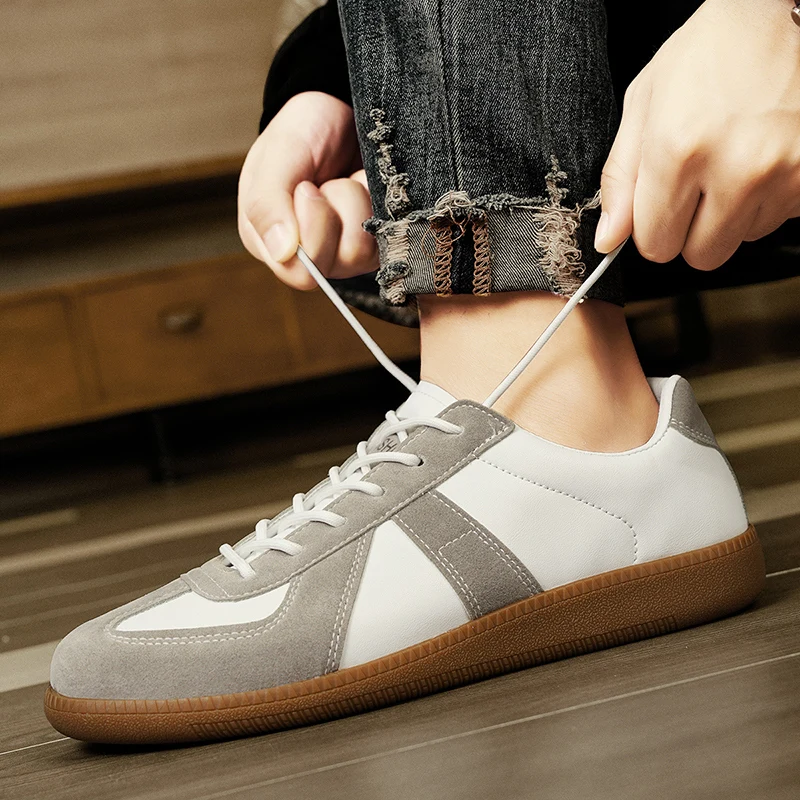 New Men Trainer Casual Shoes Vintage Sneakers Sports Shoes Men Women Leather Sneakers Male Retro Design Lace-up