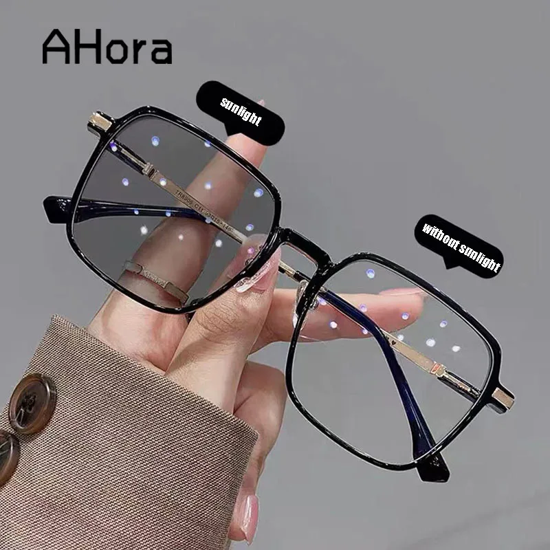 

Ahora Fashion Square Photochromic Sun Shade Reading Glasses Frame Blocking Blue Light Sunglasses Computer Prebyopia Goggles