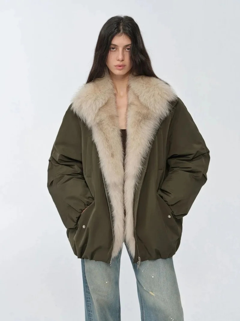 

2025 зимняя новая куртка с большим меховым воротником, женская модная дизайнерская свободная короткая плюшевая хлопковая куртка, верхняя одежда w1650