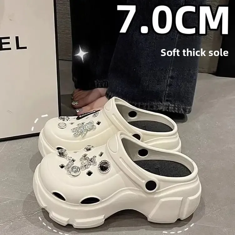 Zapatos de zuecos de EVA para mujer, sandalias de playa con suela gruesa de verano, calzado con diseño de agujeros a la moda mejorado de PVC sin cordones