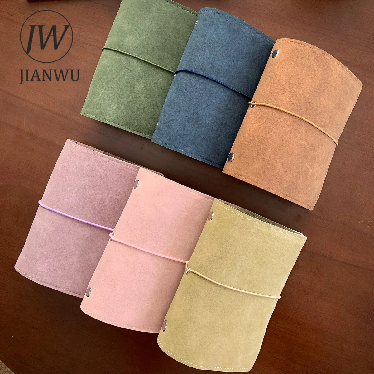 

JIANWU Vintage Lambskin Three-in-one Passport Material Collage Loose-leaf Book Set Creative Journal Student Supplies Stationery