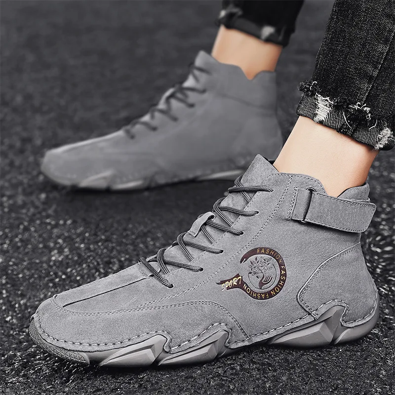 

Autumn Men High Top Sneakers Fashion Soft Leather Men Ankle Boots Non-slip Waterproof Men Plus Velvet Warm Winter Snow Boots