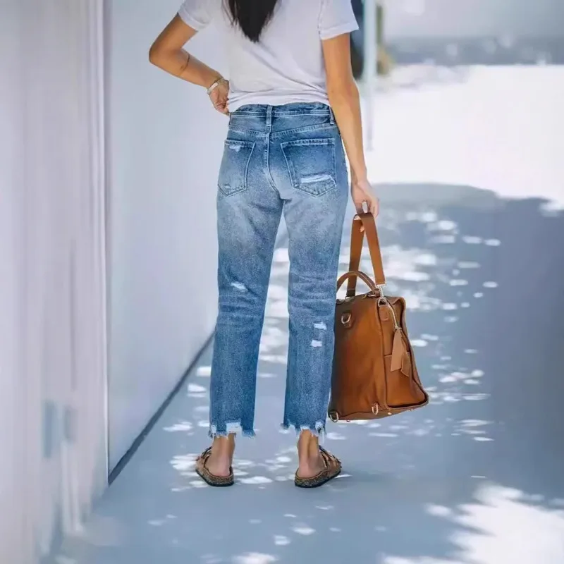 Celana Jeans Kasual Wanita Model Sobek Distressed 2025, Celana Panjang Straight Leg dengan Ujung Raw Edge dan Frayed Hem yang Modis