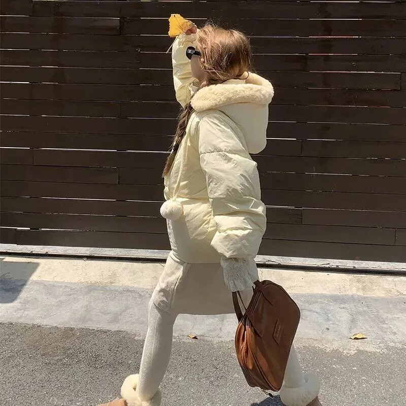 Chaqueta de empalme de piel de cordero de estilo coreano, ropa de algodón holgada y gruesa con sentido de diseño para figuras pequeñas, abrigo de invierno