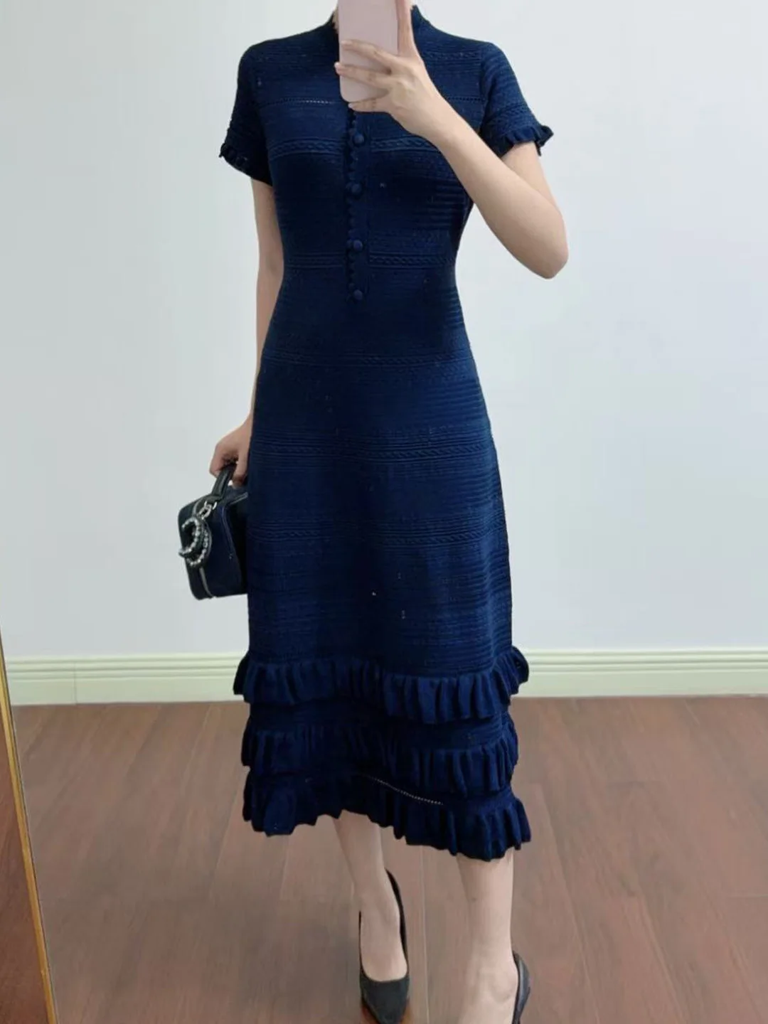 

Knitted ort Sve Dr with Waist Cinching Dog Tooth Collar for Commuting Early Spring Faion Ele DBNY