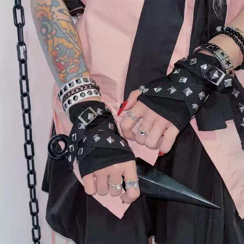 Y2K Millennium Hot Girl Rivet Strap Gloves Cyberpunk Subculture JK Girl Wasteland Style Accessories Sleeves Cos