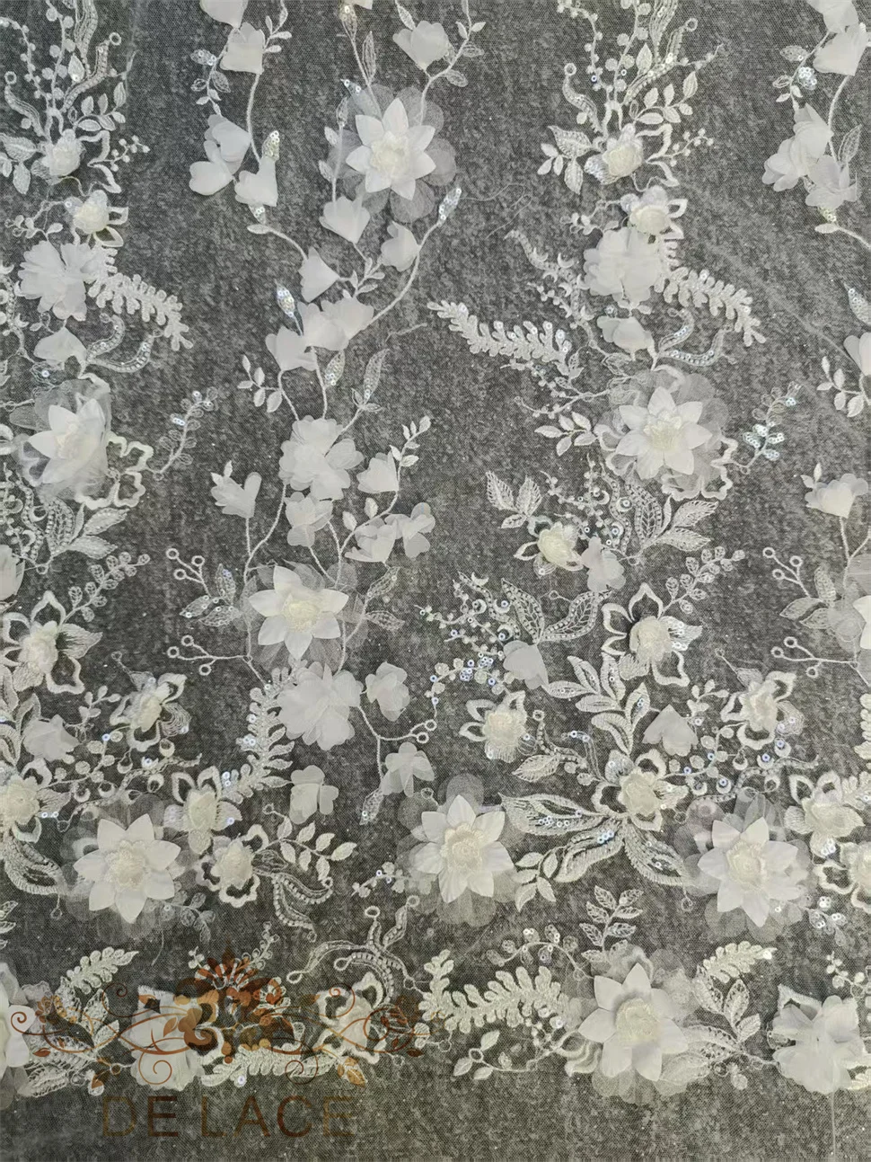 Elegant 3D Embroidered Flower Lace Shining Sequins Fabric Beautiful Flower Beaded Wedding Dress Lace Fabric