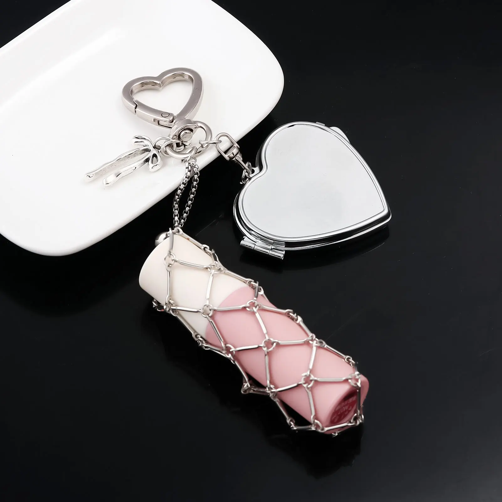 الإبداعية شنقا الزينة الحب ستار سحر شبكة حقيبة أحمر الشفاه حامل الفولاذ المقاوم للصدأ الشفاه بلسم الحقيبة المفاتيح المعدنية #3