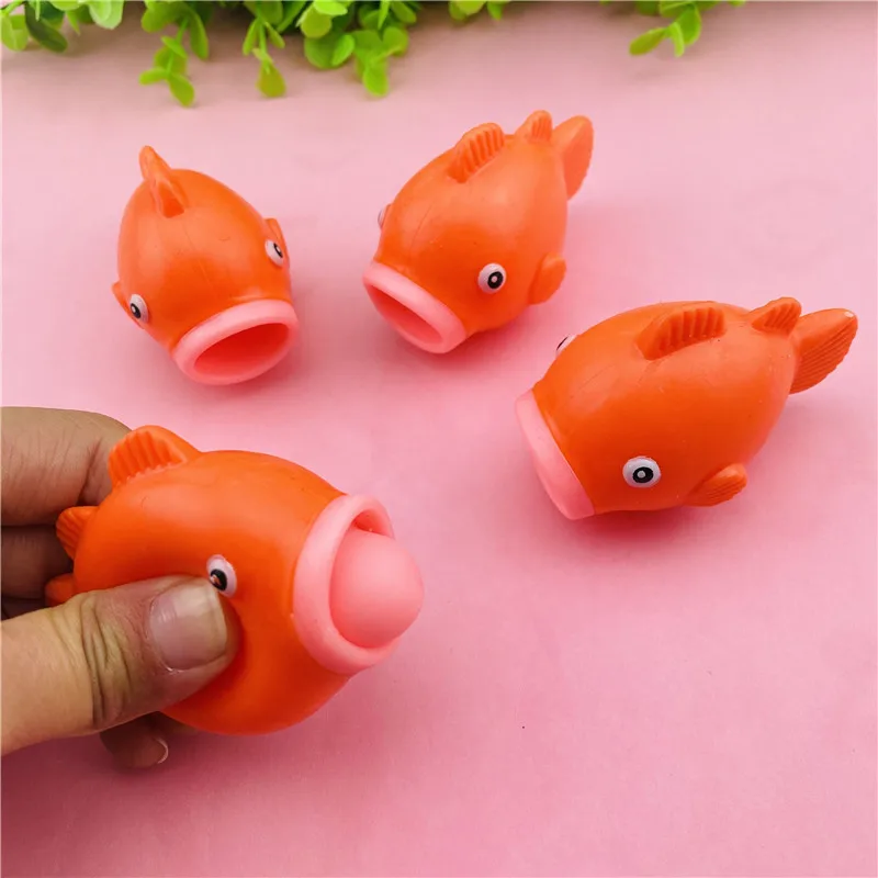 Cartoon Cute Squeeze Tongue Out Small Goldfish Toy Kids Stress Relief Toys Creative Goldfish Tongue Out  Pinch Music Fidget Toy