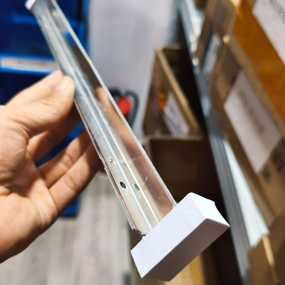 

1pcs Developer Magnetic Roller Cleaning Blade For Canon IR 2016 2020 2018 2022 2025 2318 G28 IR2016 IR2020 IR2018 IR2022 IR2025