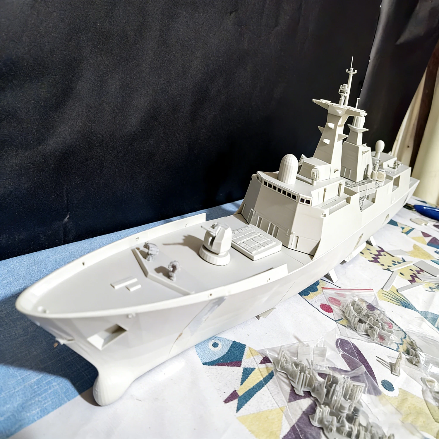 

1/150 RC Ships 90cm Type 054A Frigate Remote Control Boat with Complete Detailed Parts RC Schiffe Model Ship Toy Warship Model