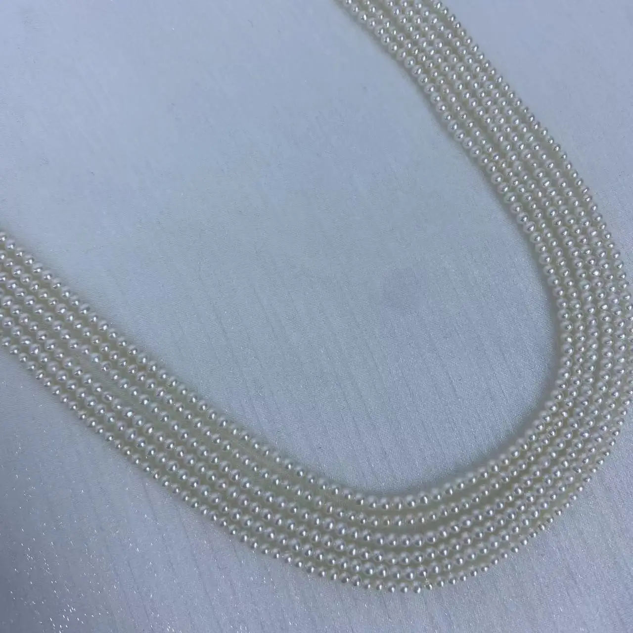 High quality 2.5-3mm white good luster round pearl beads strand for jewelry making