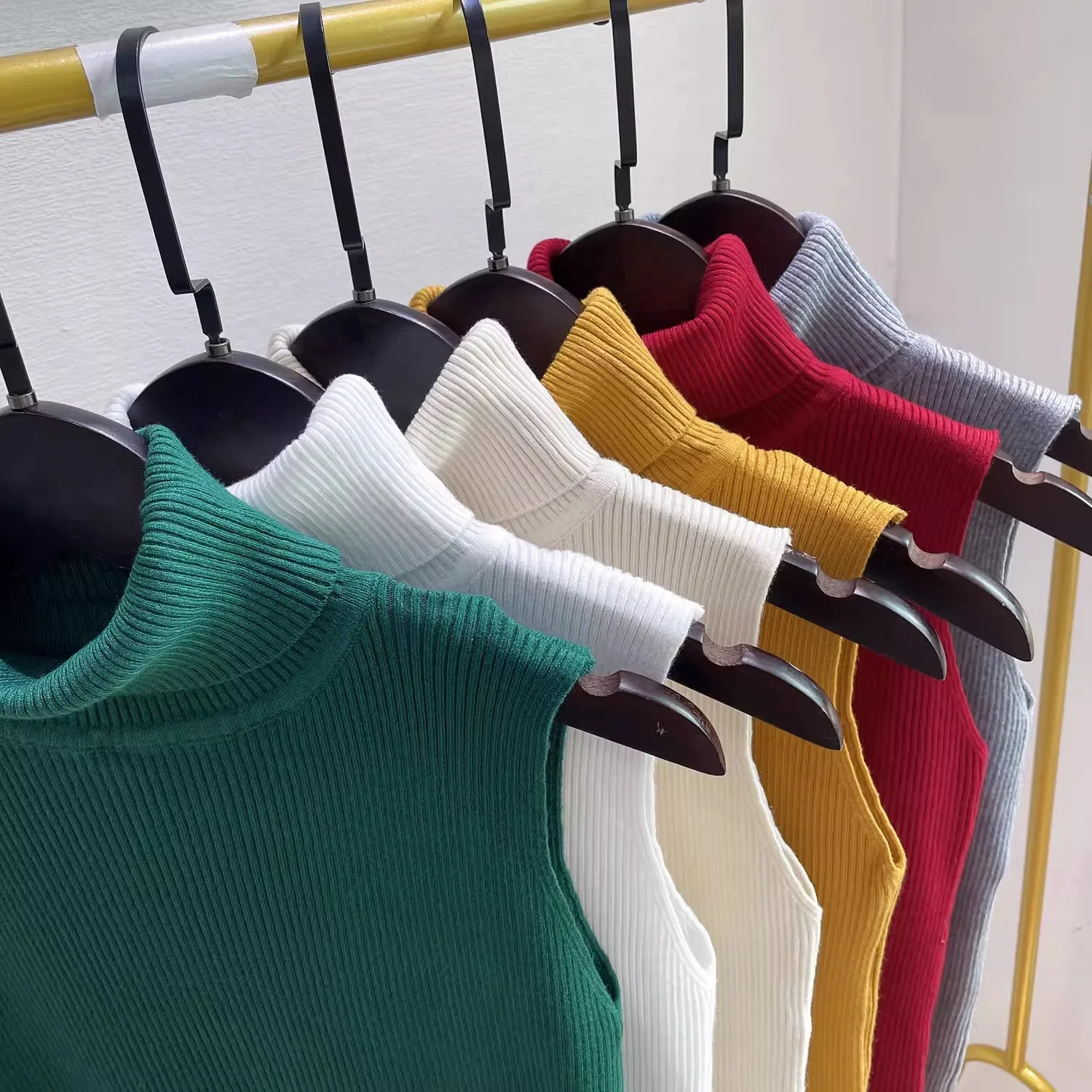 2025 Sexy Sleeveless Sweater Women Tank Tops Winter Turtleneck Sweater Women Simple Versatile Slim Solid Knitted Sweater Vest