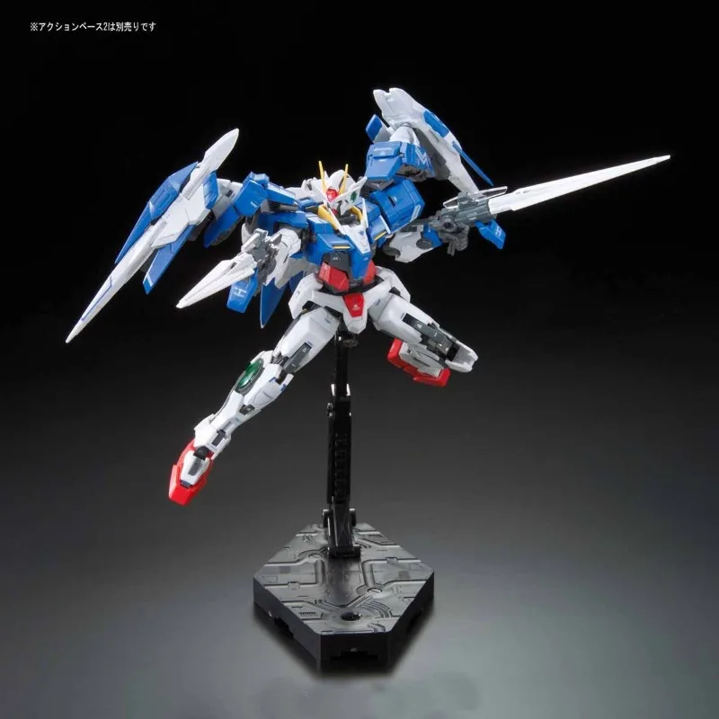 Bandai w magazynie oryginalne RG GUNDAM figurki anime GN-0000 + GNR-010 00 RAISER figurki zabawki modele kolekcjonerskie prezenty dla dzieci