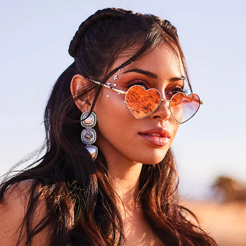 

Vintage Quay Sunglasses Women Mirror Heartbreaker Sun Glasses For Female Shades Heart Shaped Eyewear Oculos Ladies Oculos