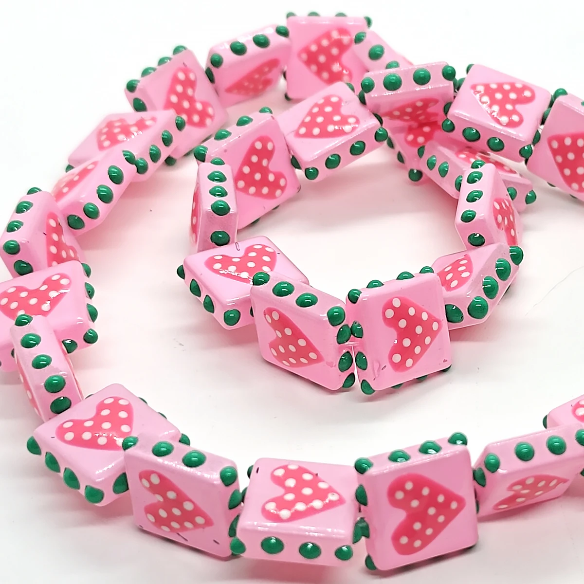 4/8 Stück 14mm Polka Dot Herzform Quadratische Mehrfarbige Lampwork-Glasperlen Liebesanhänger für DIY Schmuckherstellung Halskette Armband – Detail 7