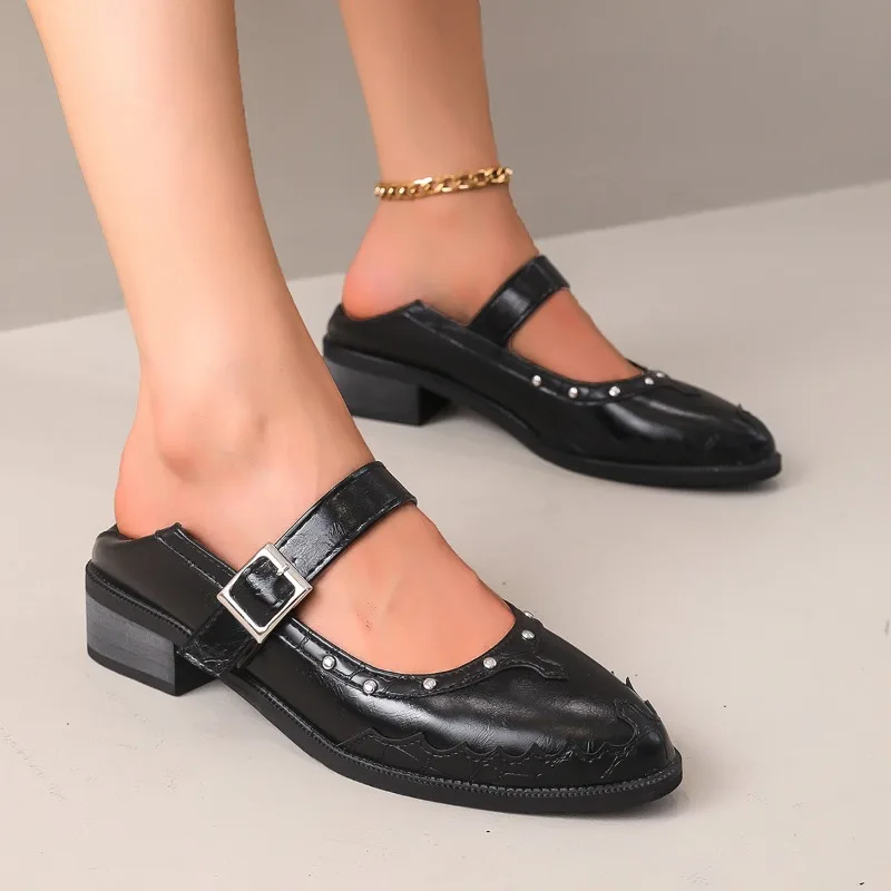 

Туфли на одинарном каблуке с одной полосой, новые осенние туфли с острым носком и неглубокими заклепками, мягкая подошва, нескользящие износостойкие туфли на каблуке «котенок»