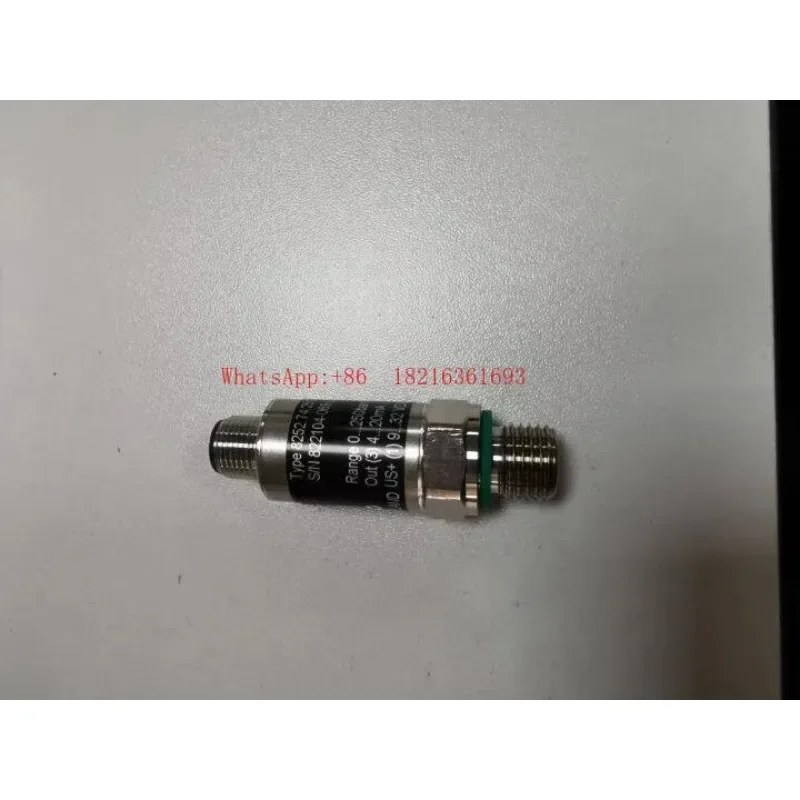 Limited Offer NEW Industrial Equipment Pressure Sensor Accessories 8252.84.25178278252.74.2517
