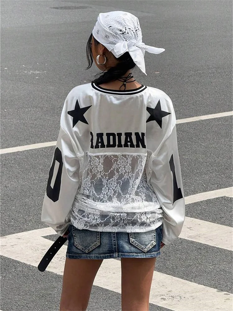2026 Sommer Damen Y2K Street Jersey Sternennummer-Print Transparente Spitzenpaneele Oversize Drop-Shoulder Gestreiftes V-Ausschnitt Langarm T-Shirt – Detail 4