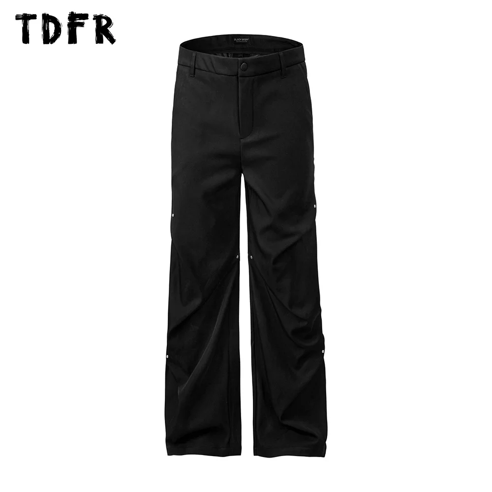 

Solid Color Pleated Cargo Pants Mens with Rivets Spliced Streetwear Loose Wide Leg Trousers Men