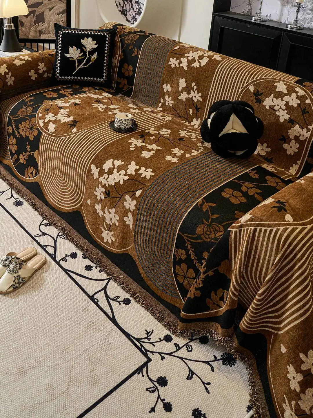 copricuscino-per-divano-con-stampa-floreale-resistente-all'usura-e-antiscivolo-lavabile-design-sensazione-neve-in-ciniglia