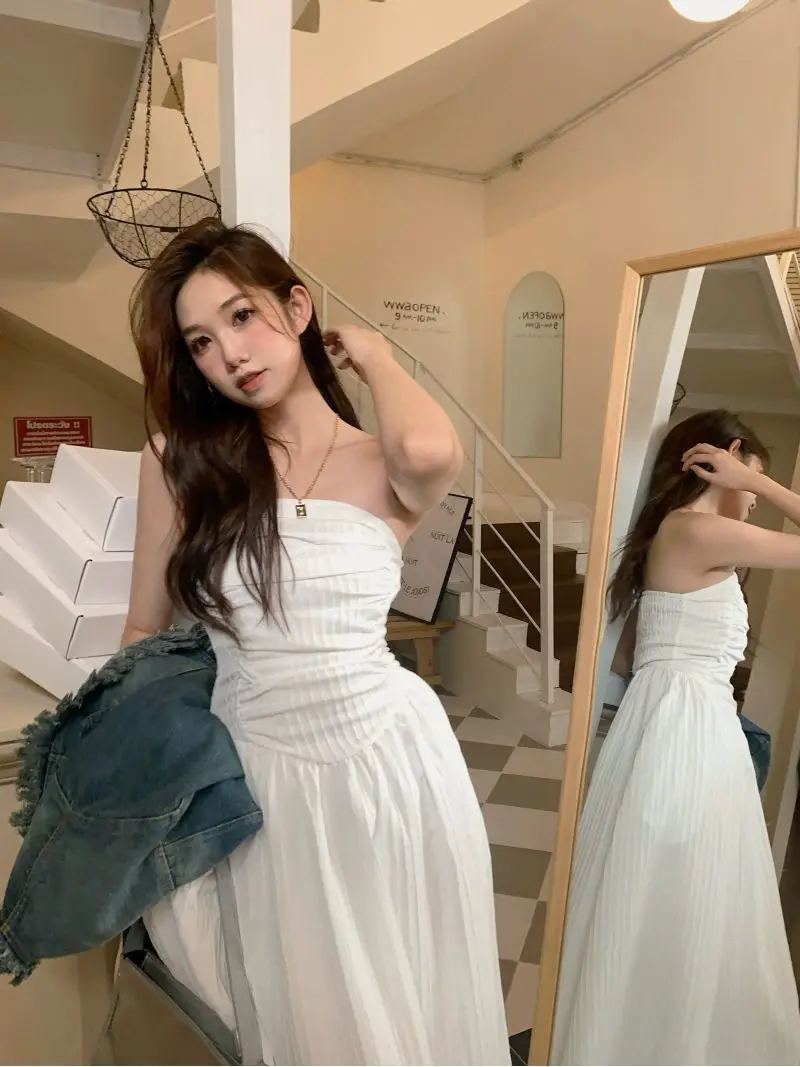 Women's Elegant White Tube Top Dress Summer Off-Shoulder Sleeveless Slim Fit Maxi Dress Sexy Waist-Cinching Chic Long Dress