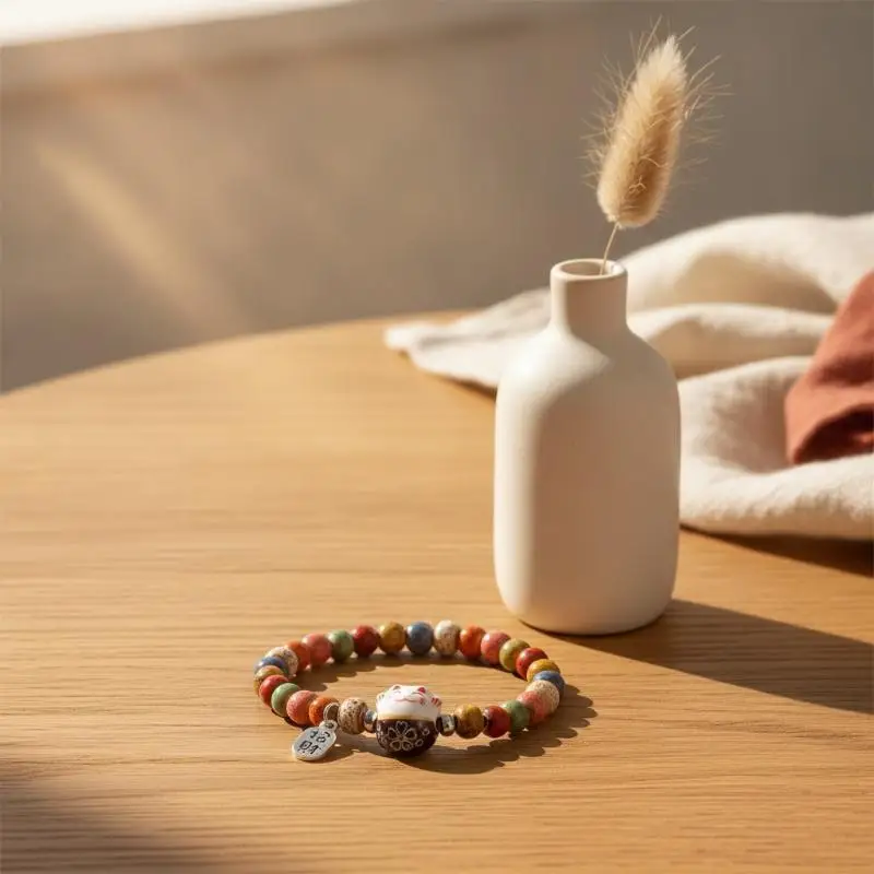 Niedliches Glückskatzen-Armband für Mädchen, verstellbar, bunt, mit Perlen, Harajuku-Keramik-Katzenanhänger, Schmuckstück – Detail 3