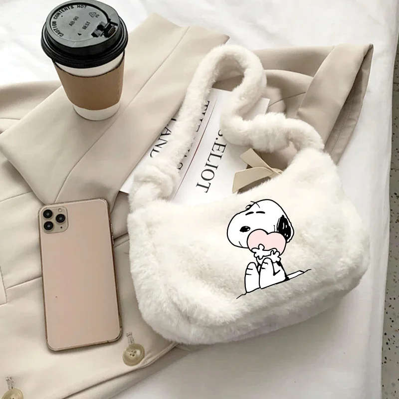 

Snoopys Peanut Cartoon Plush Shoulder Bag for Women Anime Kawaii Pouch Kids Girl Portable Outdoor Travel Cute Hand Bag Xmas Gift