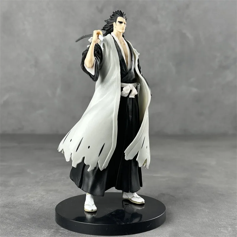 Nuovo 19 centimetri Anime Bleach Figura Zaraki Kenpachi Action Figurine Garage Kit Modello In Pvc Giocattoli Desktop Ornamento Bambole Regalo Per Bambini